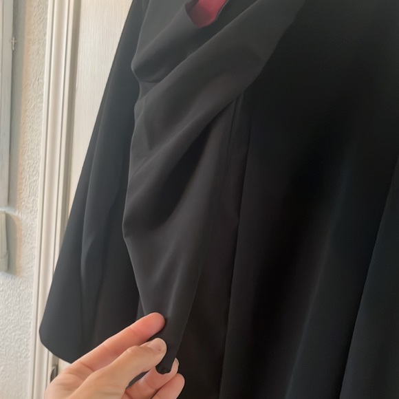 Harry Potter men’s small Gryffindor robe from universal studios - Picture 8 of 12